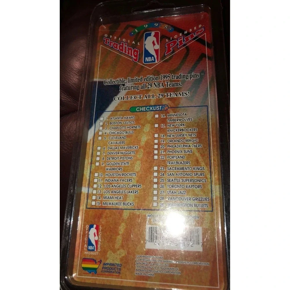 NEW 1995 IMPRINTED NBA MIAMI HEAT BASKETBALL TEAM‎ OFFICIAL LICENSE TRADING PIN